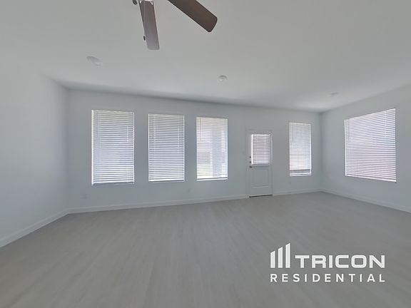 4th image of 1320 Francesca Dr