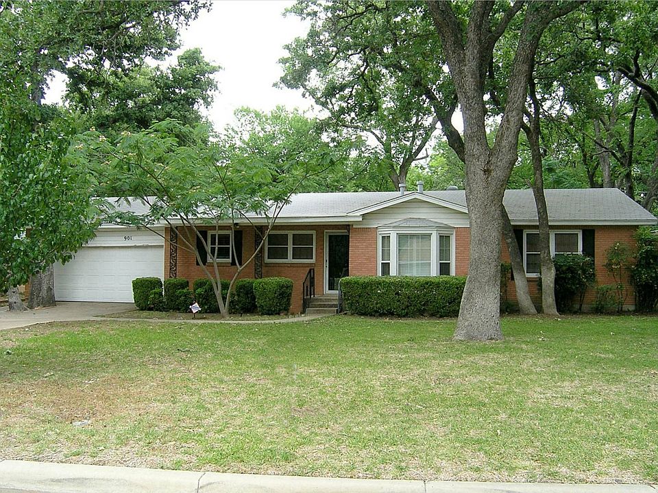 1st image of 901 Sherwood Dr