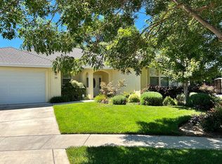 35 Cade Ct, Chico, CA 95926