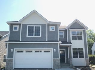 5525 Alabama Ave, Clarendon Hills, IL 60514