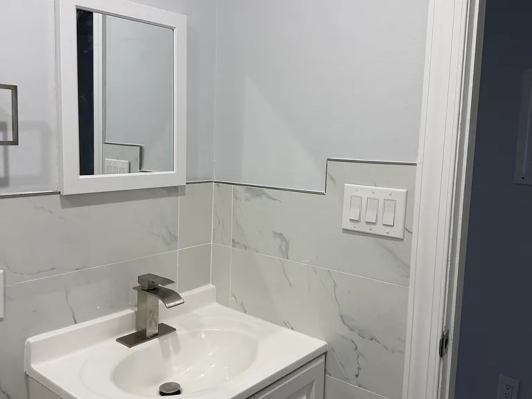 133 Jay Ave #2 — Photo 27