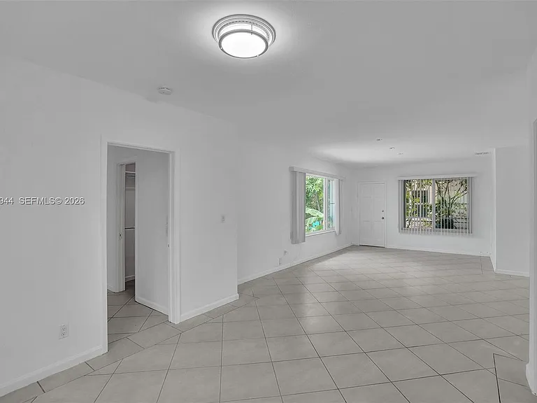 8851 Byron Ave — Photo 18