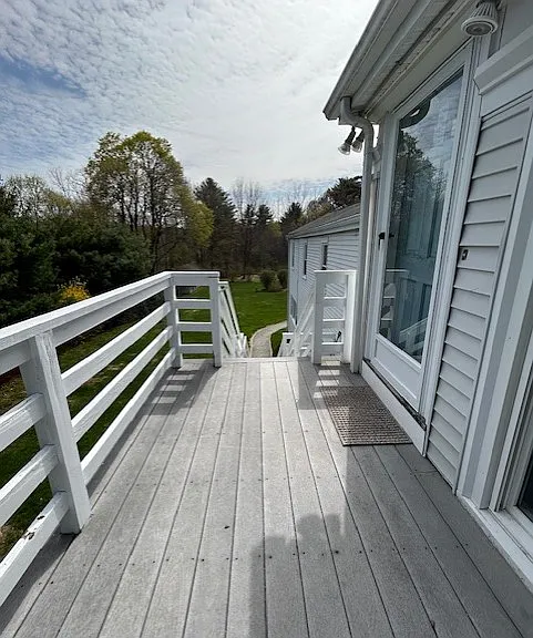 352 Thoreau St — Photo 6