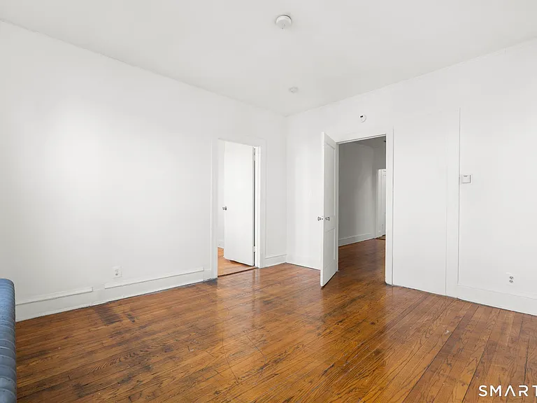 364 Woodland St — Photo 5
