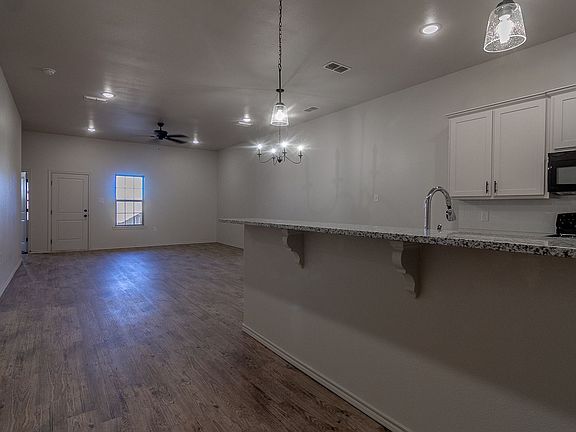 2nd image of 5526 Lehigh St
