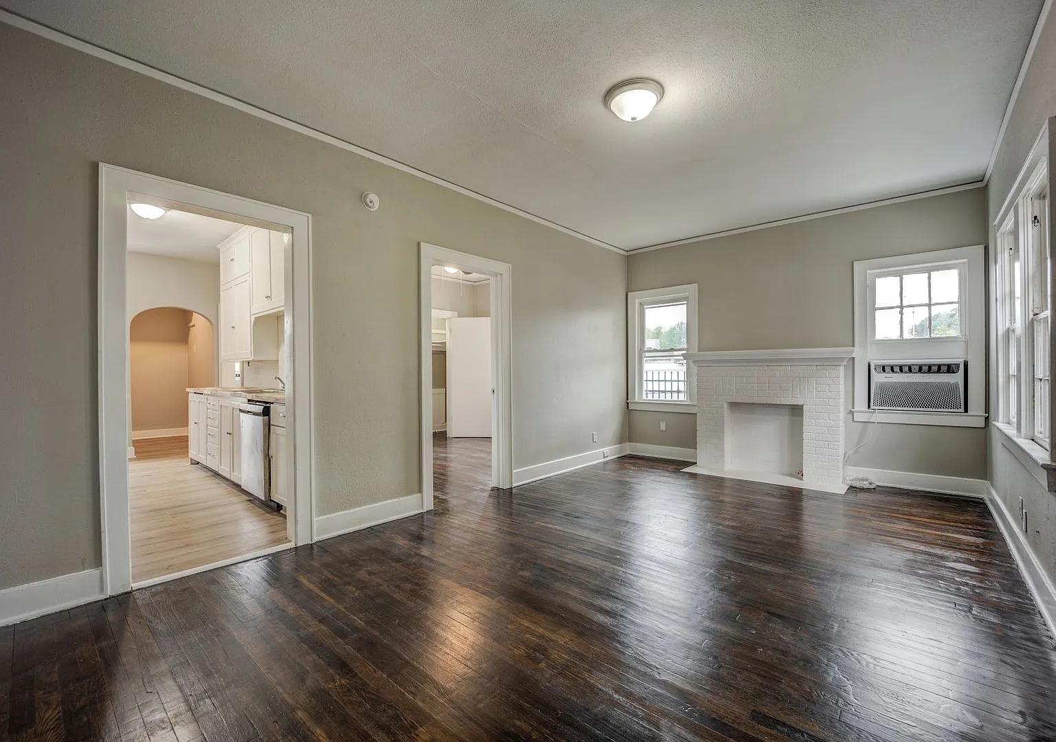 SF-065-16 & 18 North 15th Street Duplex — Photo 1