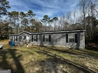 414 Live Oak Ln, Brunswick, GA 31523
