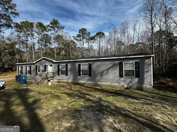 414 Live Oak Ln, Brunswick, GA 31523
