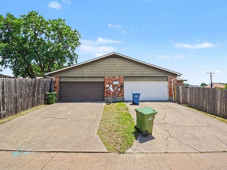 2201 Jackson Cir — Photo 31