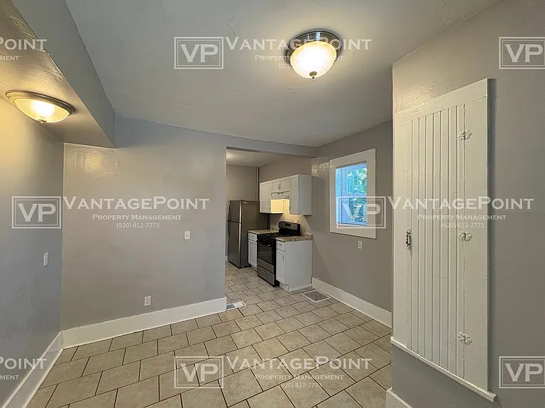 334 S Quincy St — Photo 7