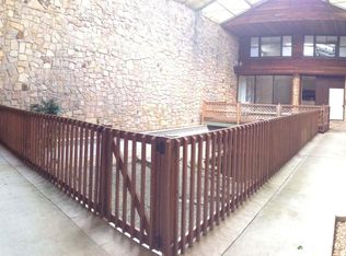 225 N Limestone APT B, Lexington, KY 40507