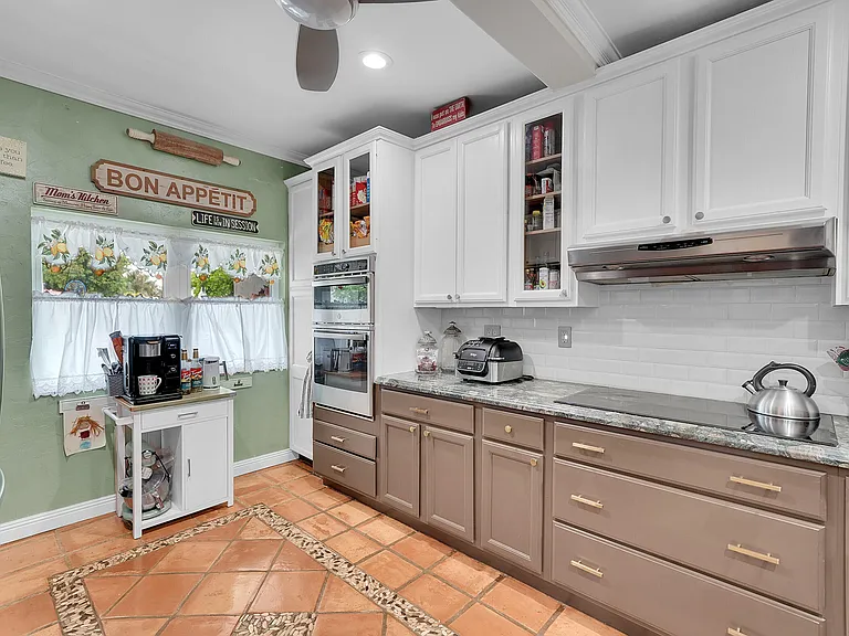 3209 Norfolk St — Photo 10
