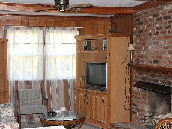 3rd image of 707 Greensboro Ave