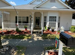 117 Danesway Dr, Holly Springs, NC 27540