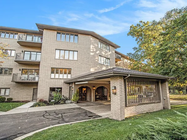 4040 Greenleaf Cir APT 410, Kalamazoo, MI 49008