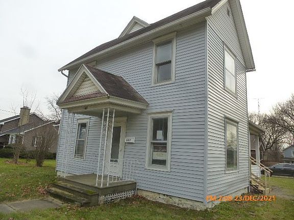 4th image of 587 E Bluff St
