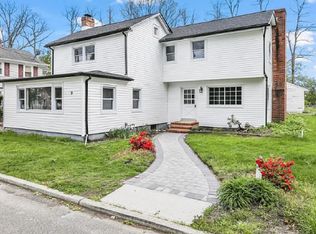 9 Hobart St, Marlboro, NJ 07746