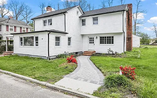 9 Hobart St Photo 1