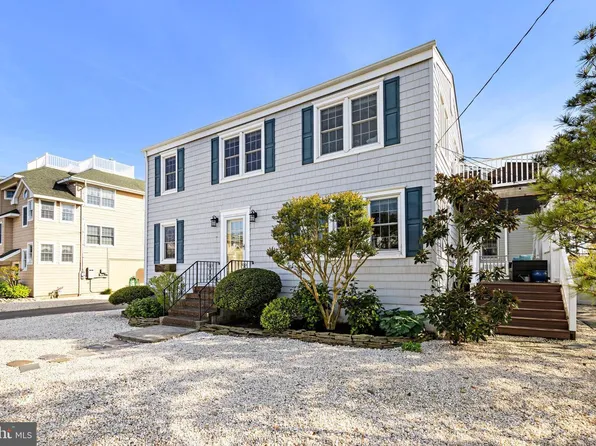 6 E 51st St, Brant Beach, NJ 08008