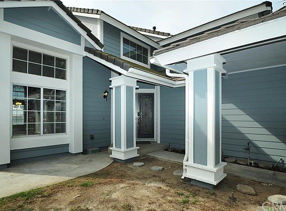 3rd image of 3088 E Chaparral St
