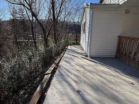New concrete patio 