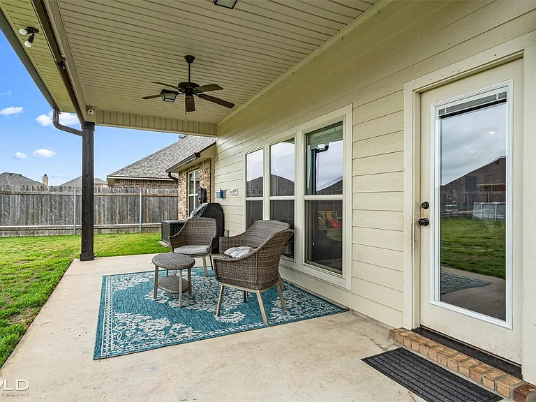 2396 Tallgrass Cir — Photo 20