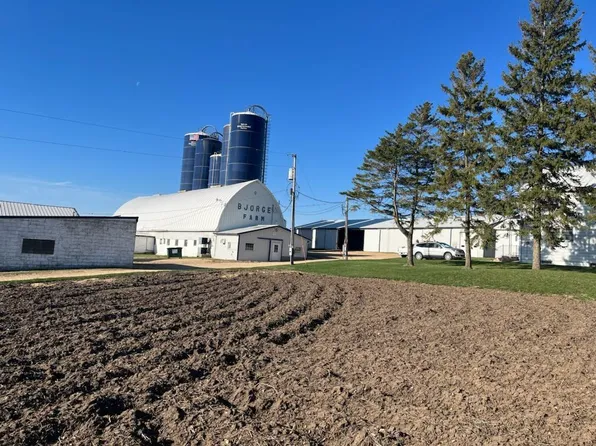 3316 County Road BB, Dodgeville, WI 53533
