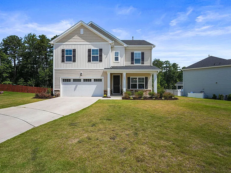 1809 Delaney Hills Ln — Photo 1