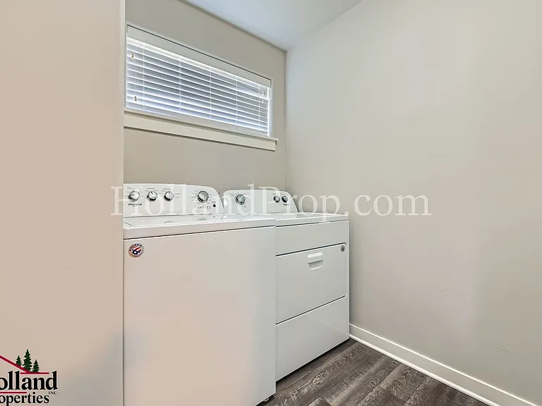 5205 SE Davis Rd — Photo 24