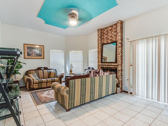 4th image of 11593 Spencer Dr