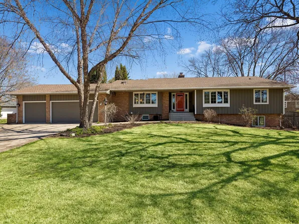 7015 Lanham Ln, Edina, MN 55439