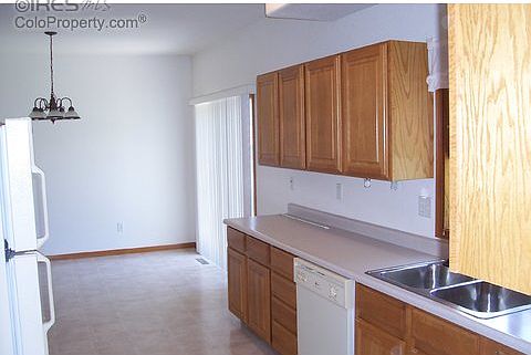 4th image of 1605 57th Ave