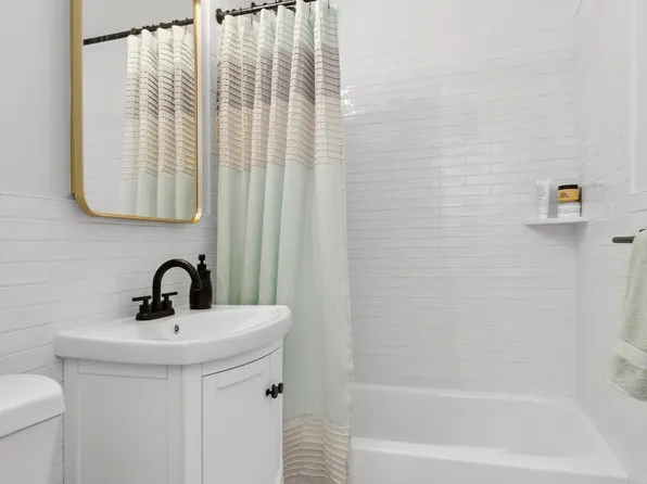 215 East 79th Street image 11 of 15