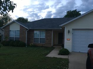 472 W Aster Ave, Farmington, AR 72730