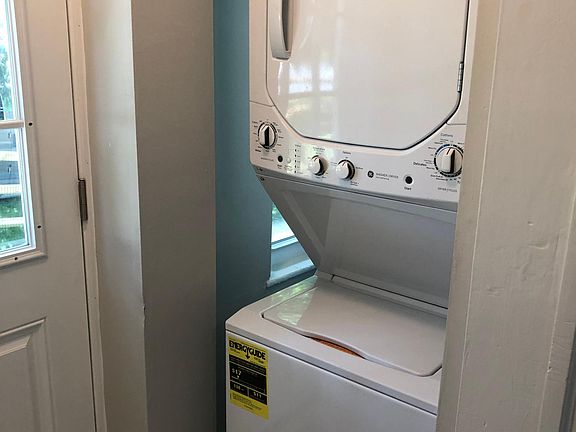 1st floor laundry