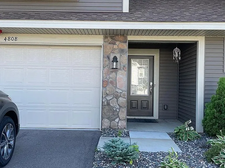 4808 Martingale Dr — Photo 1