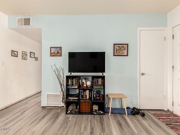 4th image of 1355 W TULIP Place