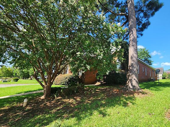 4th image of 1817 Regalwood Dr