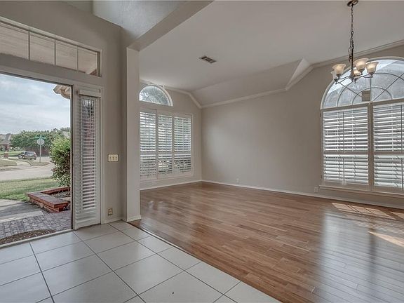 4th image of 3420 Timber Brook Dr