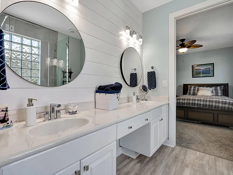 3225 SE Braemar Way — Photo 41