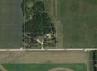 43325 County Road 124, Roseau, MN 56751