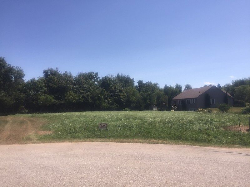 1st image of 126 Belmont Ln