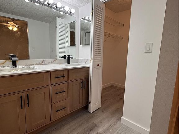 4th image of 20441 NE 30th Ave #9