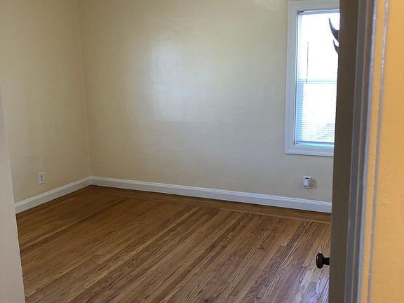 5th image of 622 Alabama St Suite A