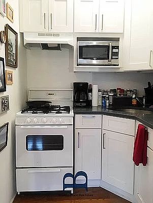 4th image of 680 Saint Marks Ave APT 3R