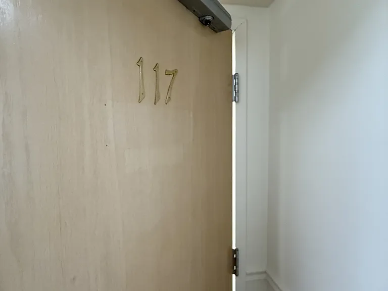 1230 Woodland Dr #117 — Photo 2