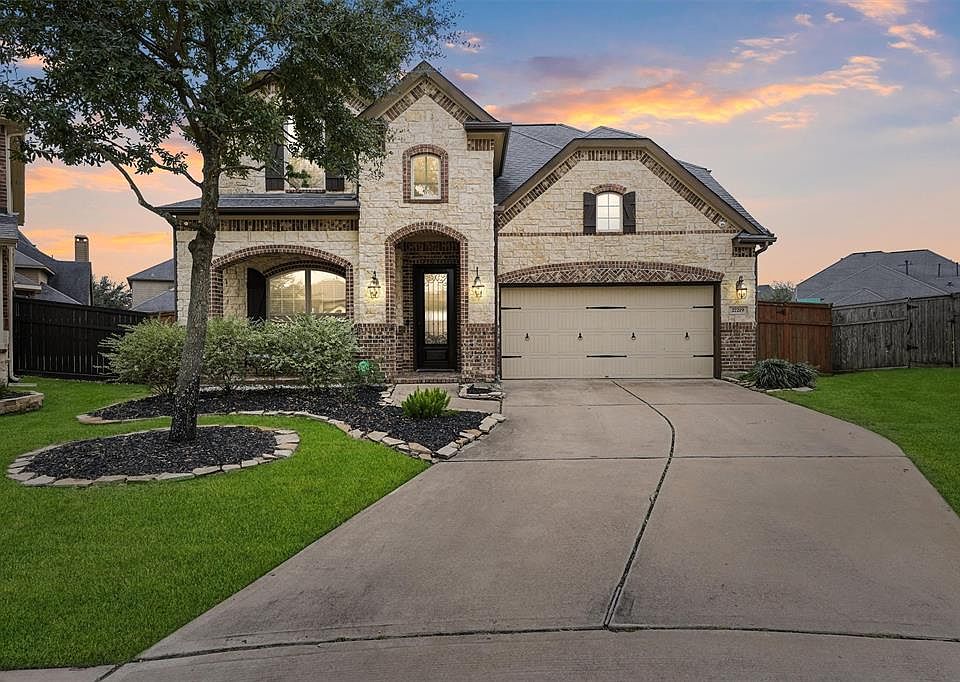 1st image of 27219 Aspen Falls Lane