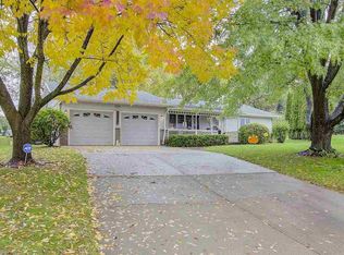 1235 17th St, Reedsburg, WI 53959