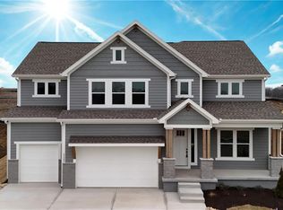 17168 S Laurelwood St, Olathe, KS 66062