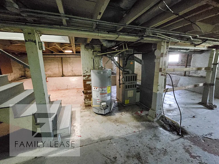 259 N 21st St — Photo 9